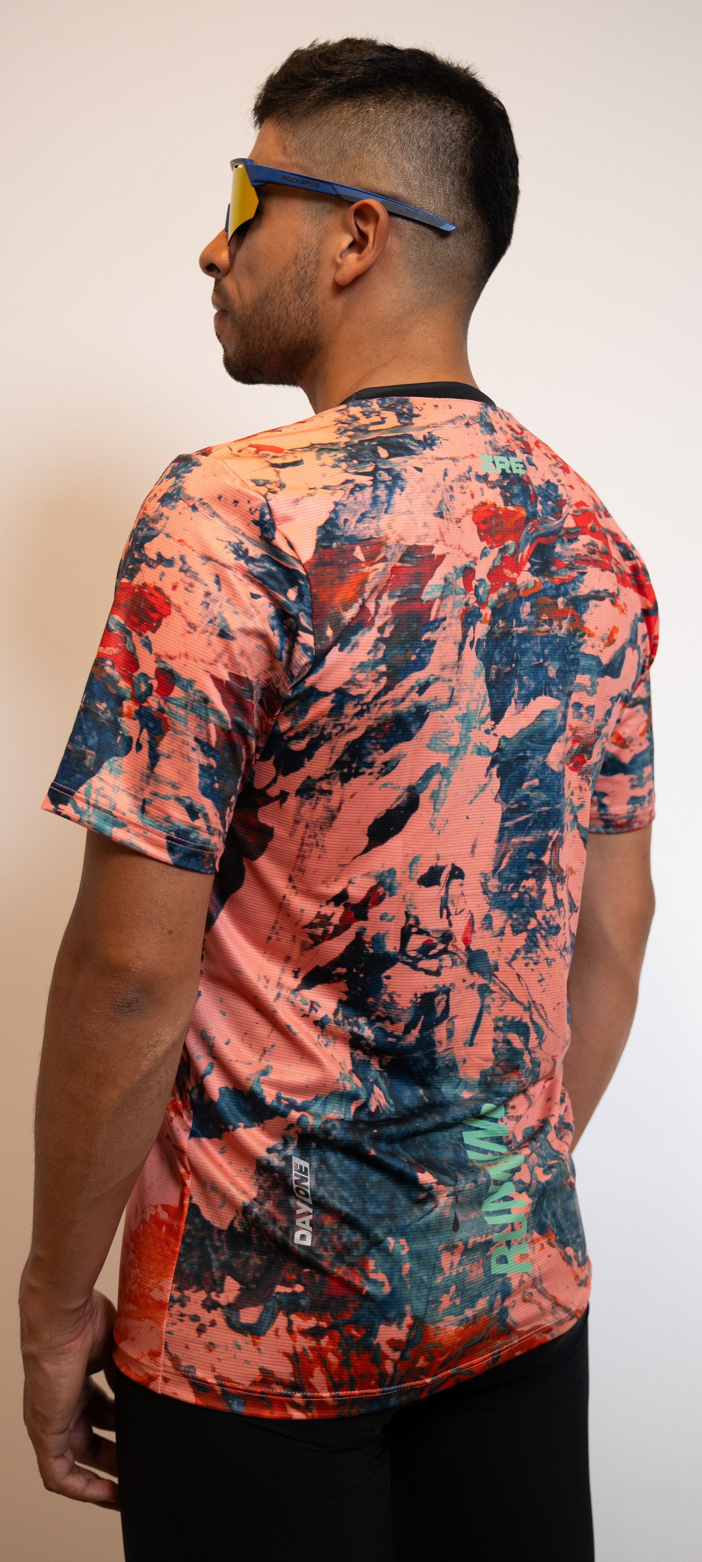 Camiseta t- shirt day one abstract hombre