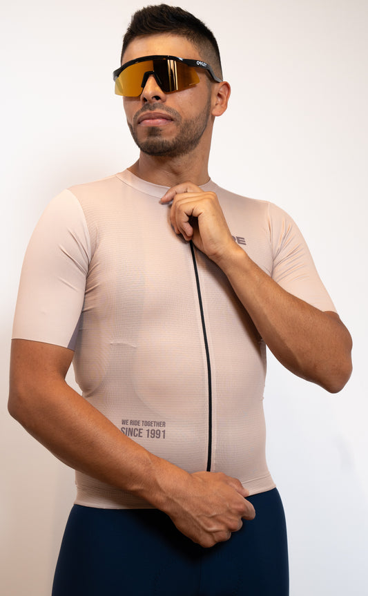 Camiseta  Day one cream M/C