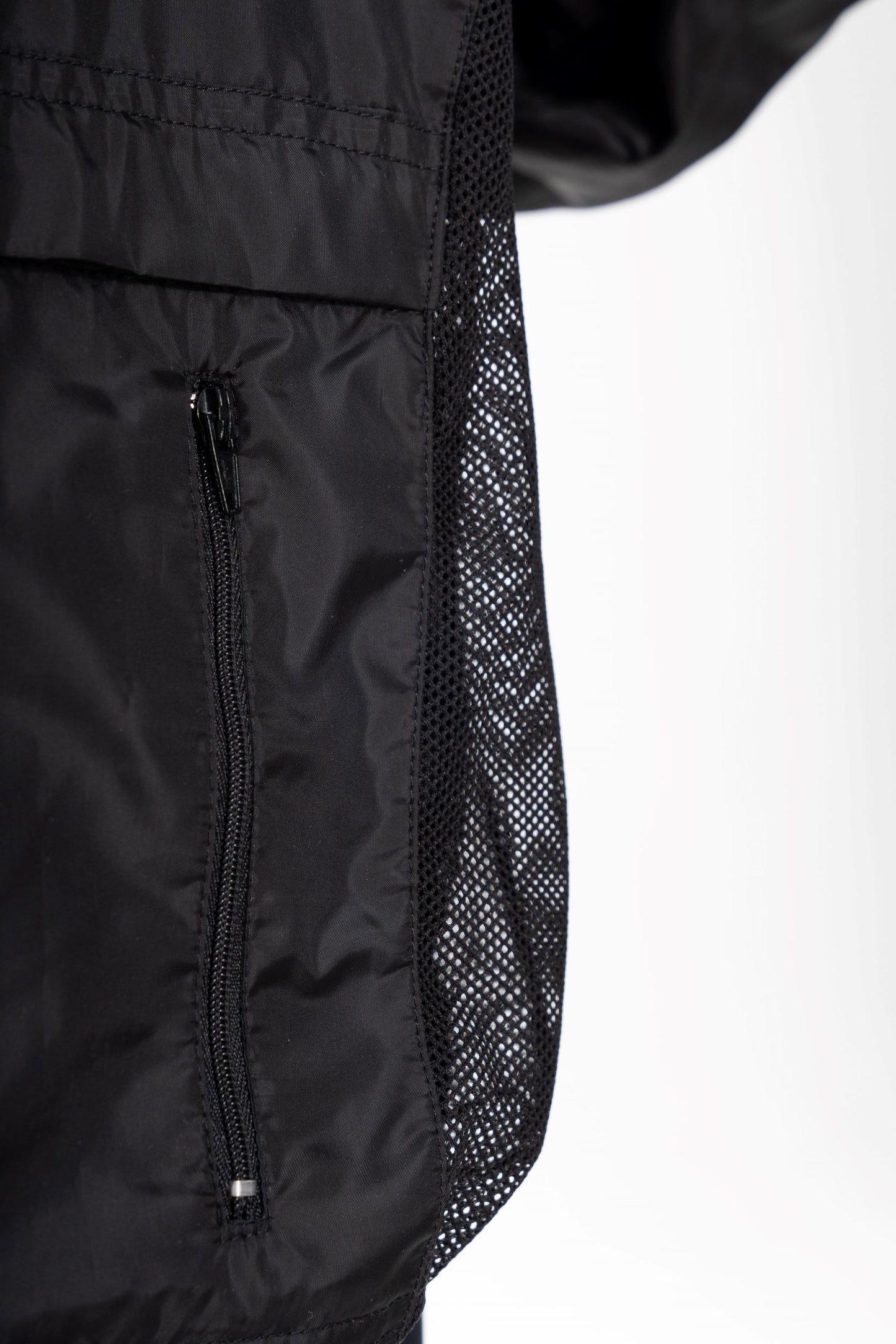 Chaqueta Negra Rompevientos Hombre